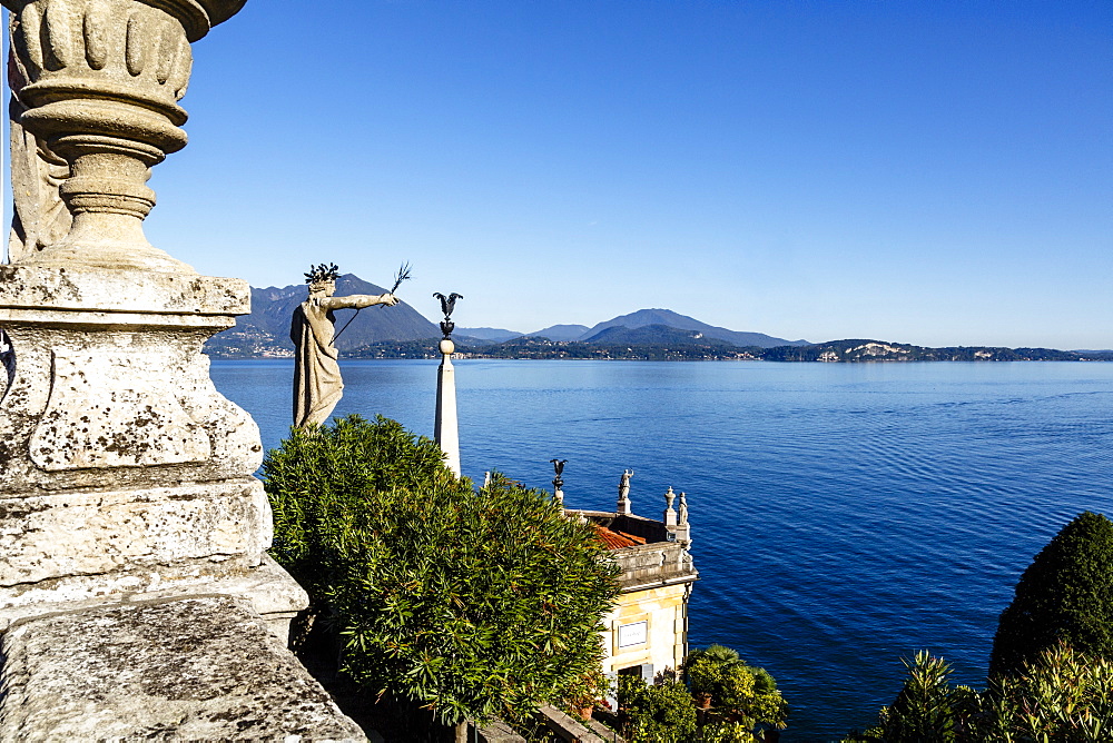 The Borromeo's Palace and gardens on Isola Bella, Borromean Islands, Lake Maggiore, Italian Lakes, Piedmont, Italy, Europe