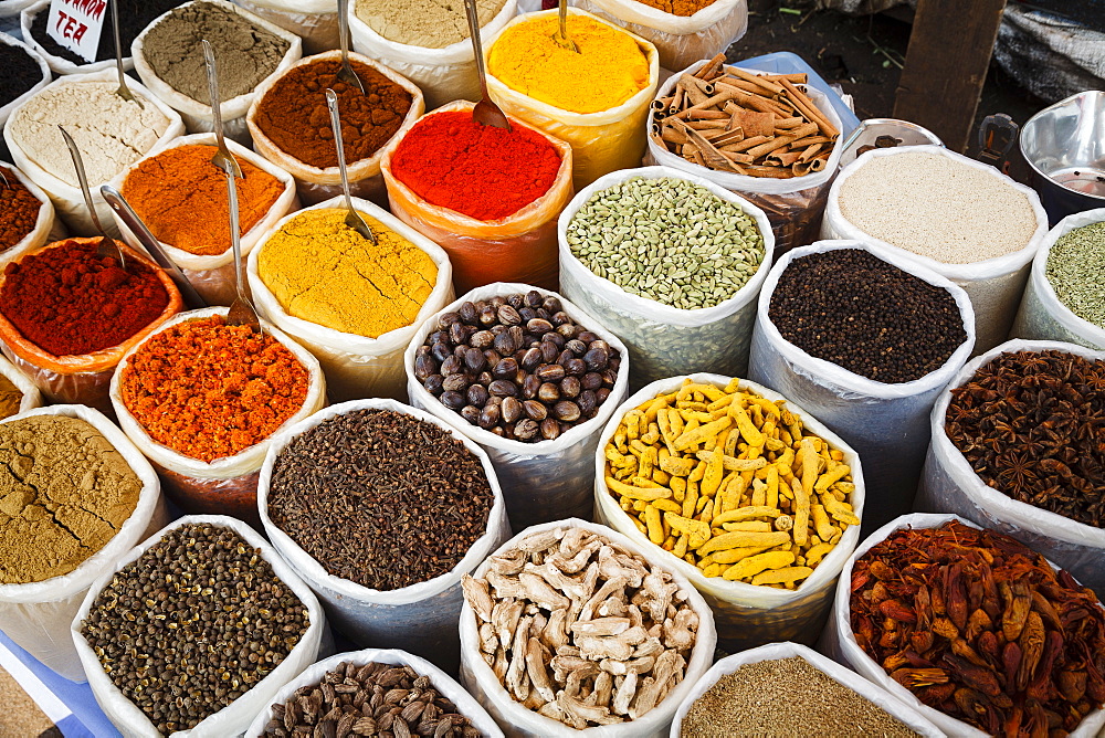 Spice stall at Mapusa Market, Goa, India, Asia