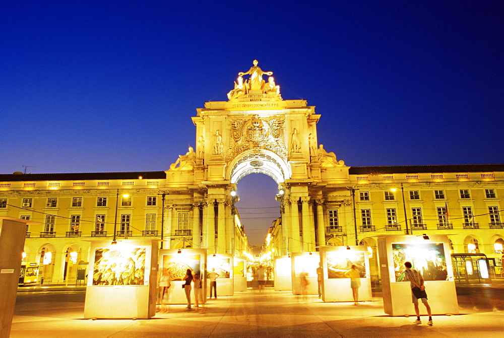 Rua Augusta Arch, Praca do Comercio, Lisbon, Portugal, Europe