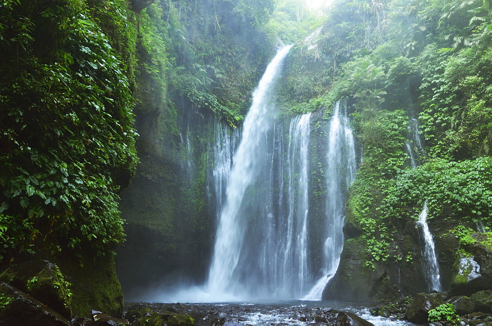 Air Terjun Tiu Kelep waterfall, Senaru, Lombok, Indonesia, Southeast Asia, Asia