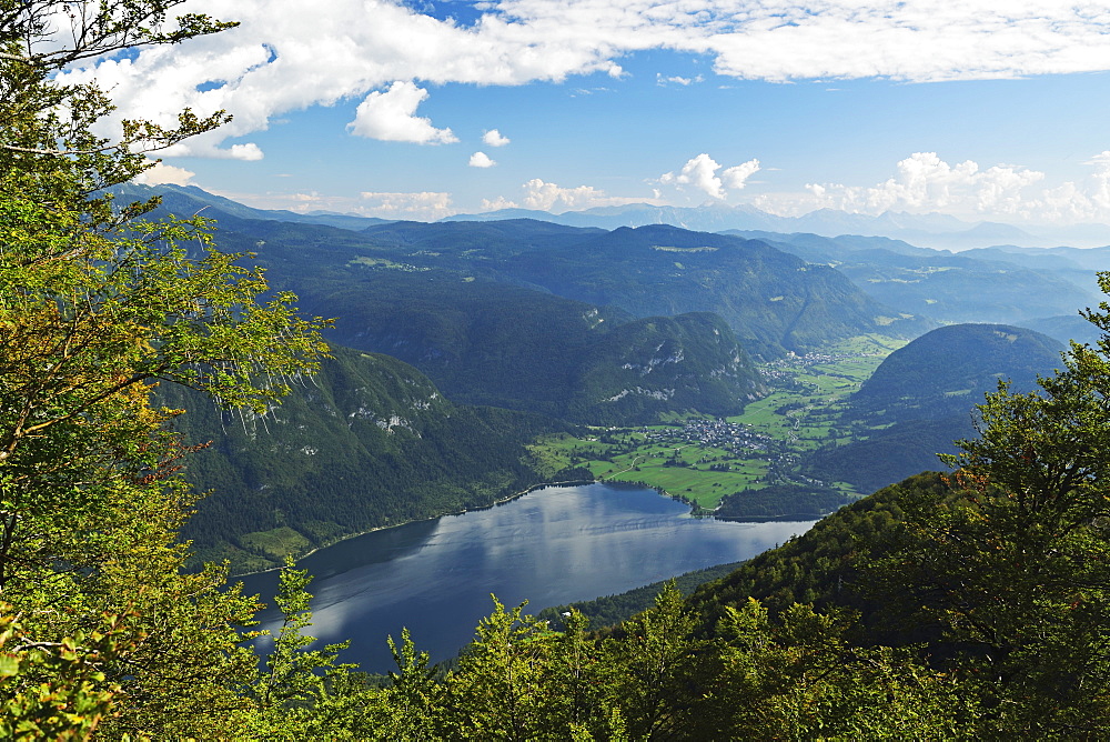 Lake Bohinj, Bohimj valley, Julian Alps, Triglav National Park, Slovenia, Europe