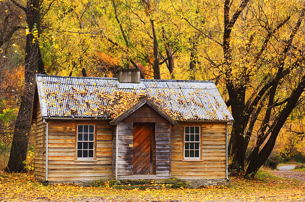 Miner's hut, Arrowtown, Central Otago, South Island, New Zealand, Pacific