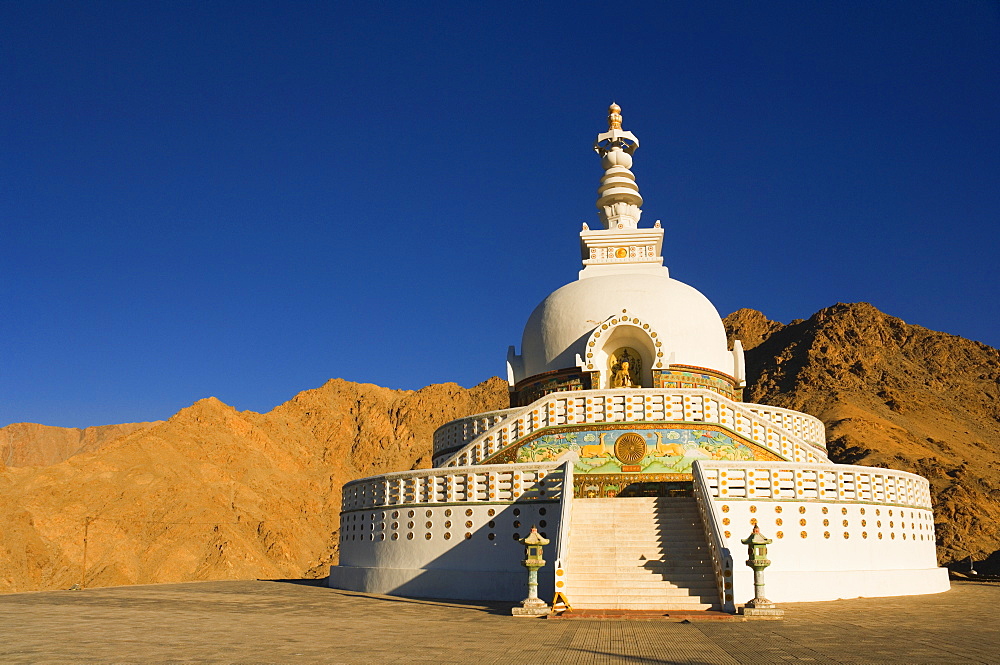 Shanti Stupa, Leh, Ladakh, Indian Himalayas, India, Asia