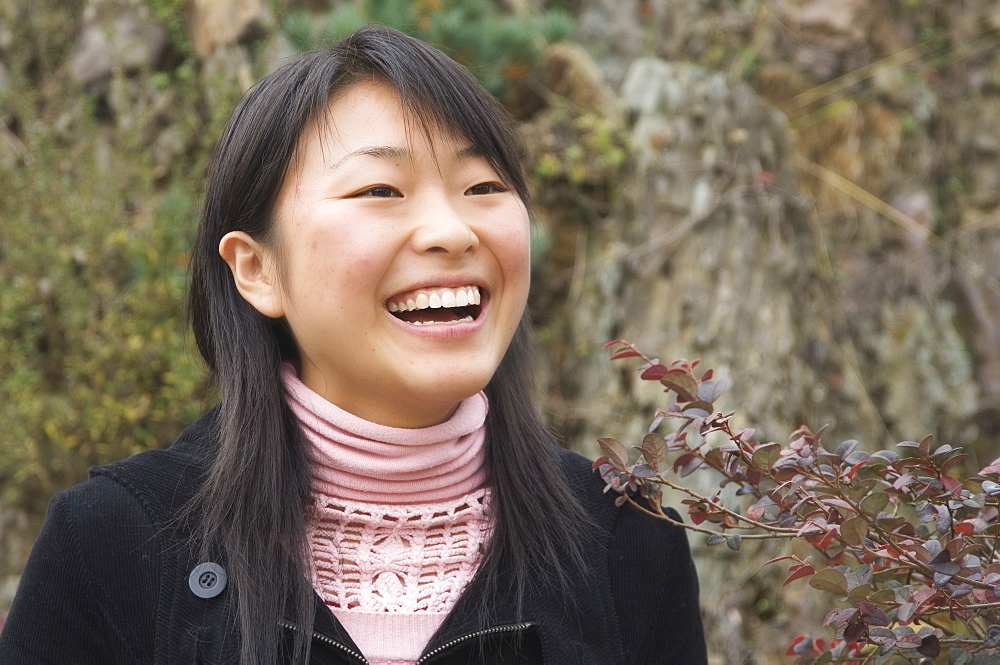 Portrait of young Chinese woman, Huangshan City (Tunxi), Anhui Province, China, Asia