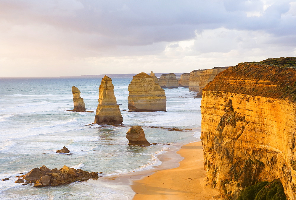 The Twelve Apostles, Port Campbell National Park, Great Ocean Road, Victoria, Australia, Pacific