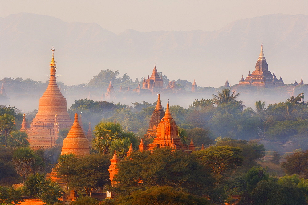 Bagan (Pagan), Myanmar (Burma), Asia