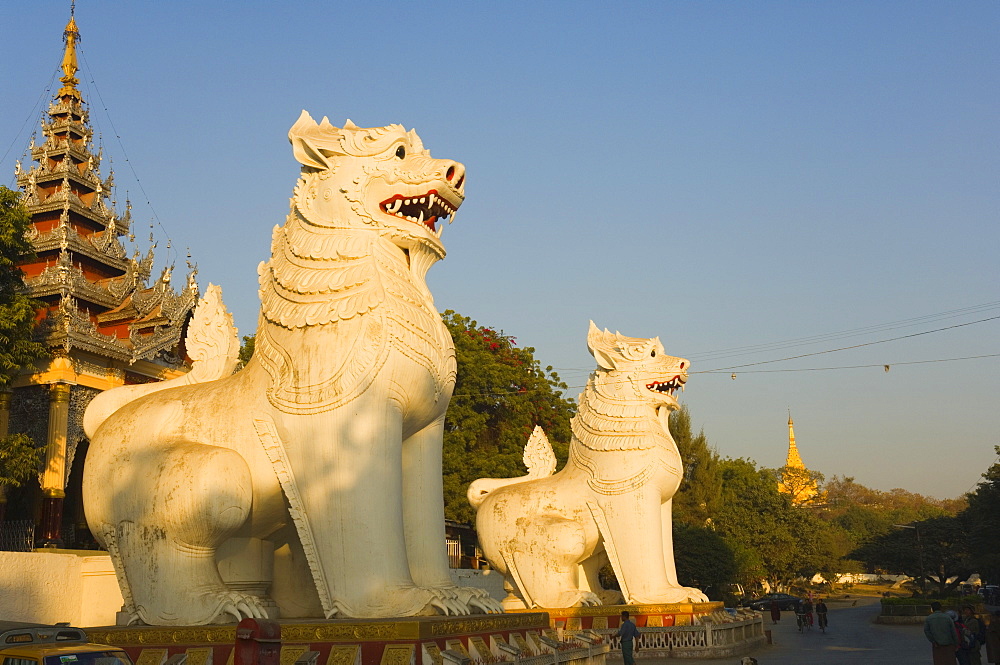 Entrance gate to Mandalay Hill, Mandalay, Myanmar (Burma), Asia