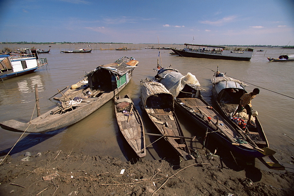 Houseboats, Phnom Penh, Cambodia, Indochina, Southeast Asia, Asia