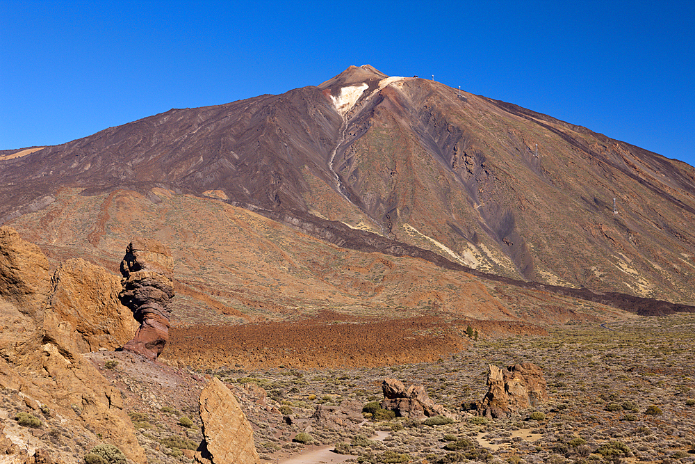 View from Roques de Garcia to the Teide Peak, Tenerife, Canary Islands, Spain