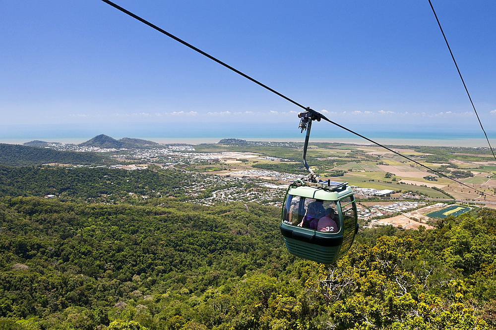 With the Skyrail Rainforest Cableway to Kuranda, Cairns, Australia