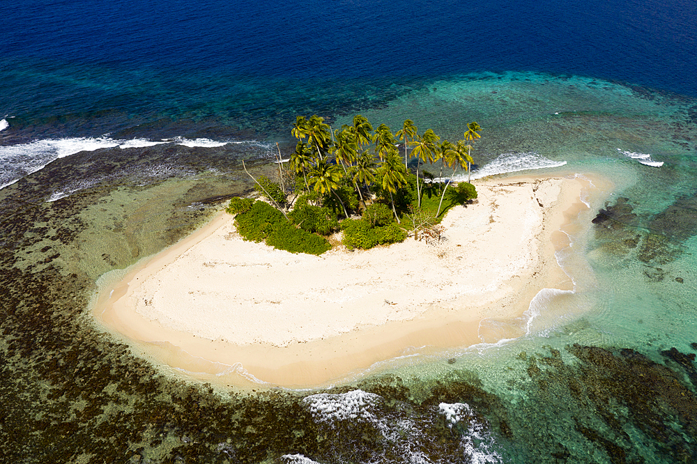 Island in front of Mitirapa, Tahiti, French Polynesia