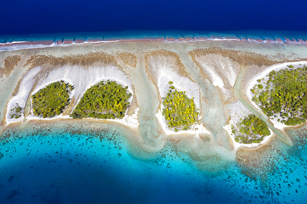 Impressions of Kauehi Atoll, Tuamotu Archipel, French Polynesia