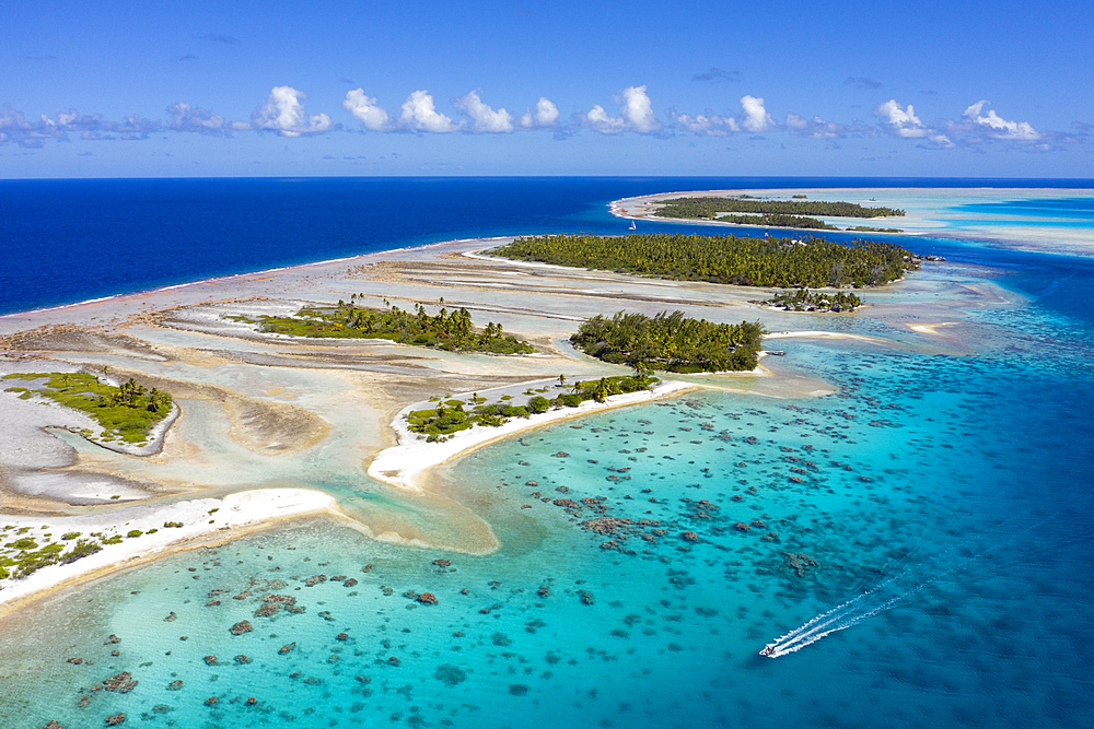 Impressions of Fakarava Atoll, Tuamotu Archipel, French Polynesia