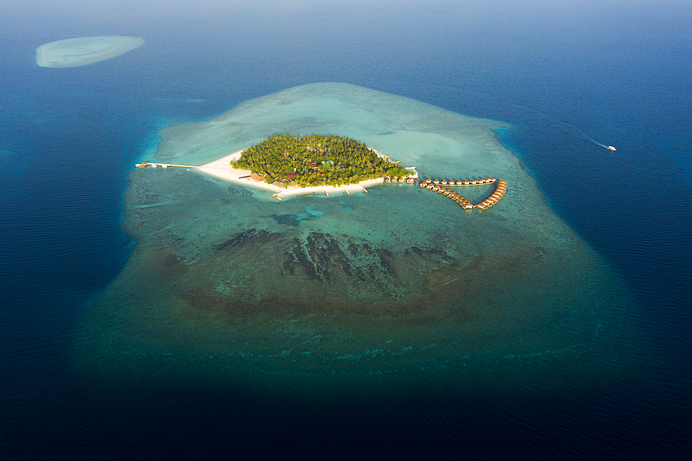 Vacation Island Alimatha, Felidhu Atoll, Indian Ocean, Maldives