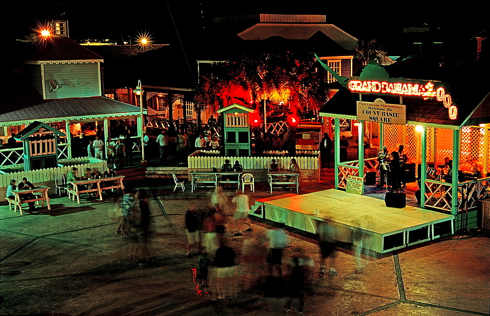 Night live, Freeport, Bahamas, Caribbean, Sea, Grand Bahama Island