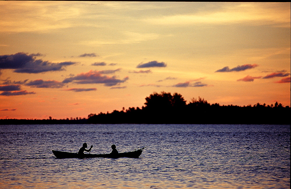 Dawn in New Ireland, fishing boat, Papua New Guinea, Neu Irland, New Ireland