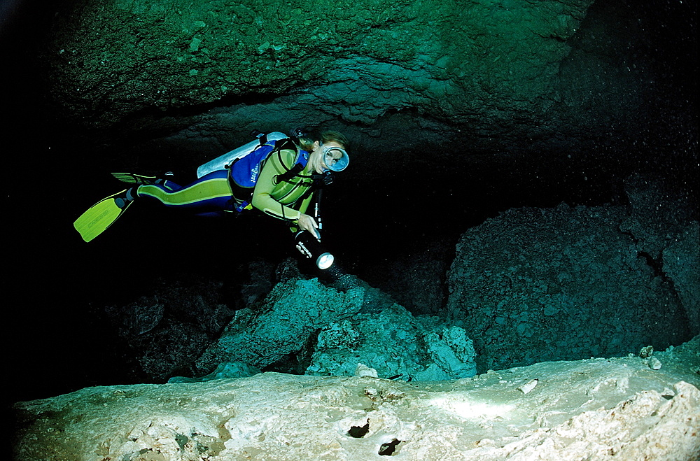 Scuba diver in underwater cave, Laguna Pepe, Punta Cana, Freshwater, Dominican Republic, West Indies, Caribbean, Central America