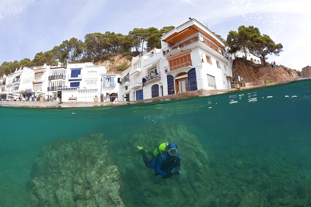 Scuba Diving in Tamariu, Tamariu, Costa Brava, Mediterranean Sea, Spain