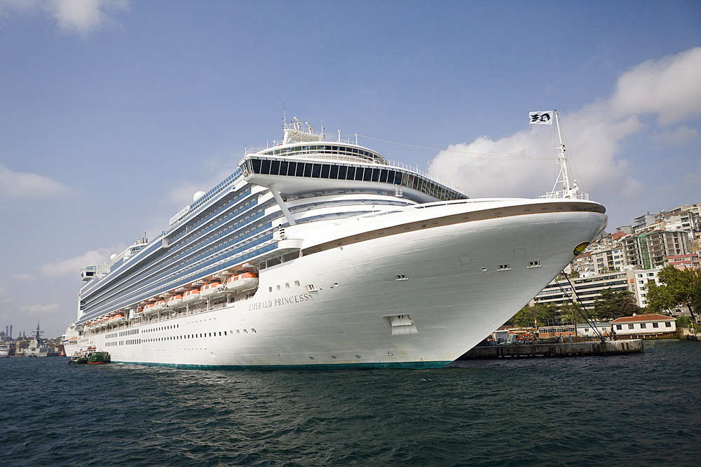 Cruise Liner at Harbour of Istanbul, Istanbul, Turkey