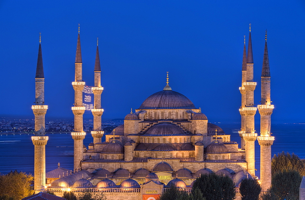 Blue Mosque, Sultan Ahmed Mosque, Istanbul, Turkey