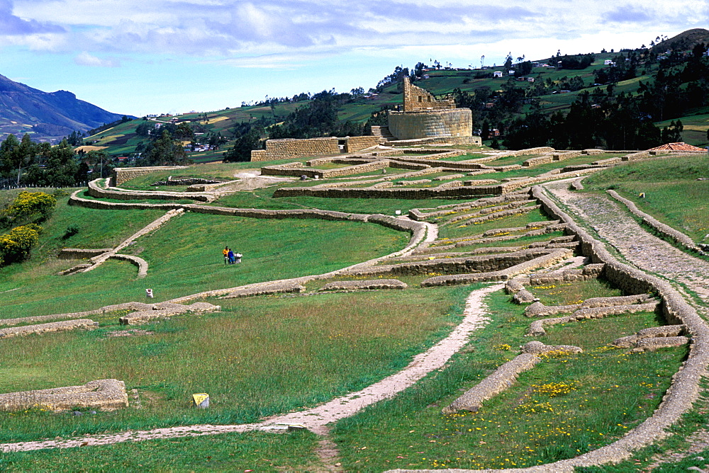 Inca Ingapirca, north of Cuenca, is Ecuador's greatest Inca archaeological site Sun Temple was main structure in the fortified Inca town, Highlands, Ecuador