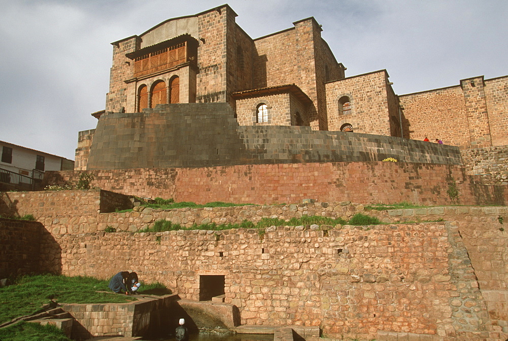 The Coricancha or Inca Sun Temple once the Empire's richest temple, now the foundation for the colonial church of Santo Domingo, Cuzco, Highlands, Peru