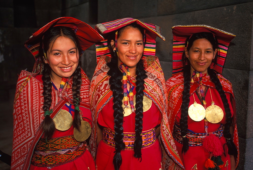 Coricancha or Inca Sun Temple within the walls of Santo Domingo Churchreenactment of Inca ceremony with mamaconas (chosen women), Cuzco, Peru