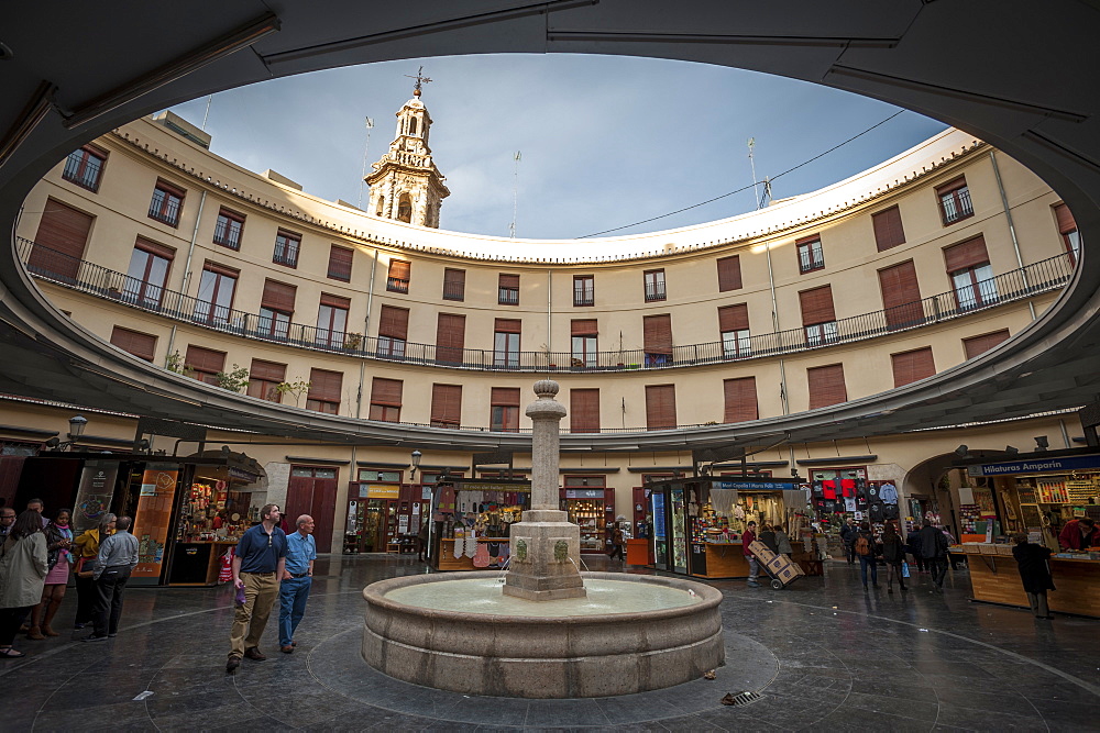 Placa Redonda (The Round Square), Valencia, Spain, Europe