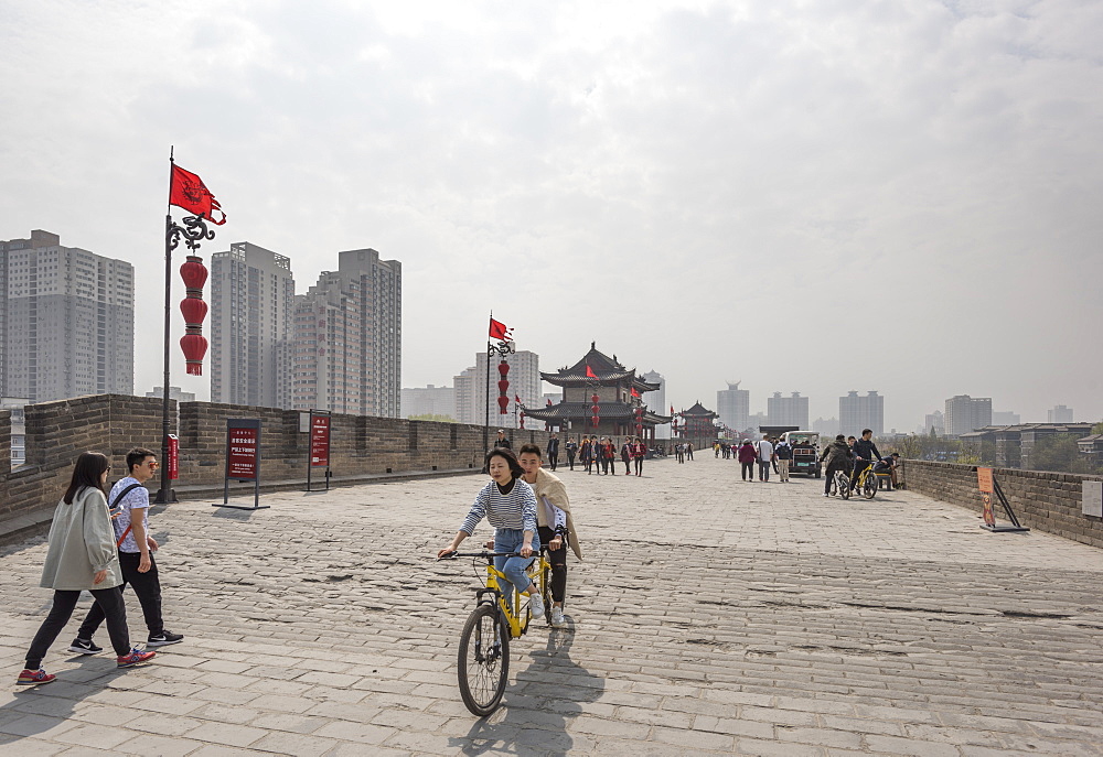 Xi'an City Wall, Shaanxi Province, China, Asia