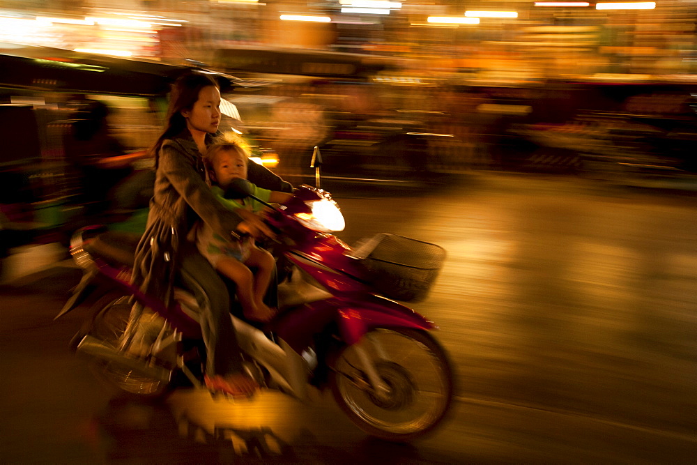 Night Market, Chiang Mai, Chiang Mai Province, Thailand, Soiutheast Asia, Asia