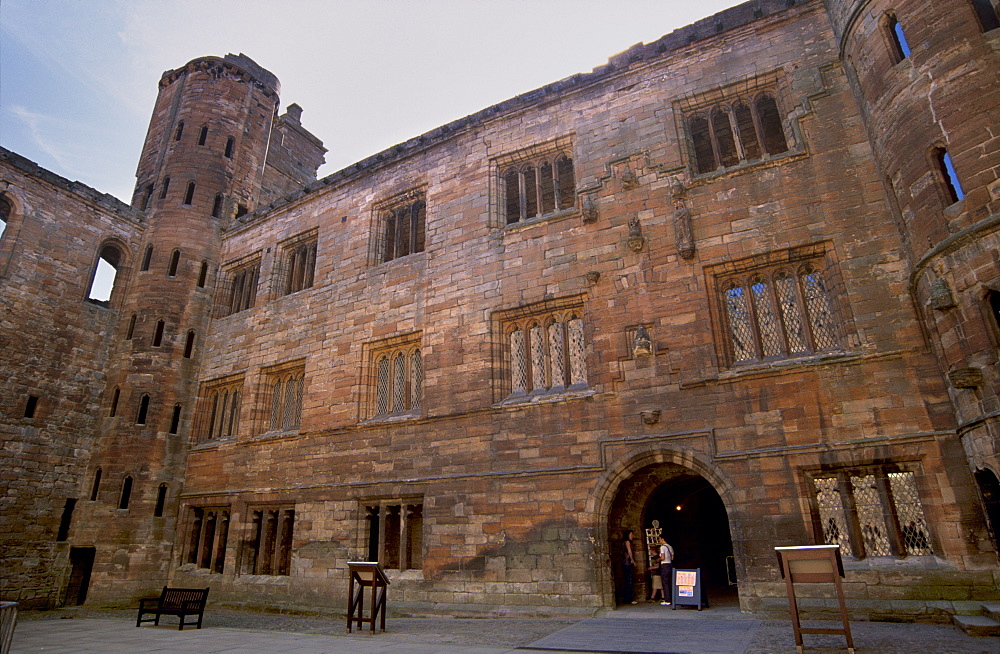 Interior facade, Linlithgow Palace dating from between the 15th and 16th centuries, West Lothian, Scotland, United Kingdom, Europe