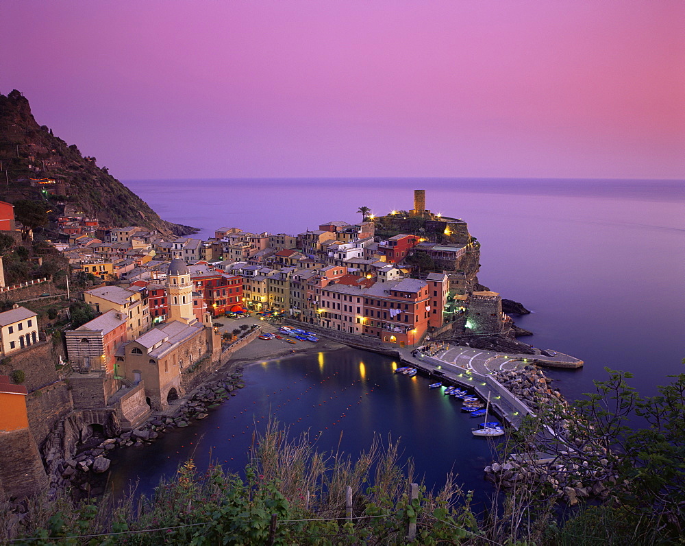 Village and harbour at dusk, Vernazza, Cinque Terre, UNESCO World Heritage Site, Liguria, Italy, Mediterranean, Europe