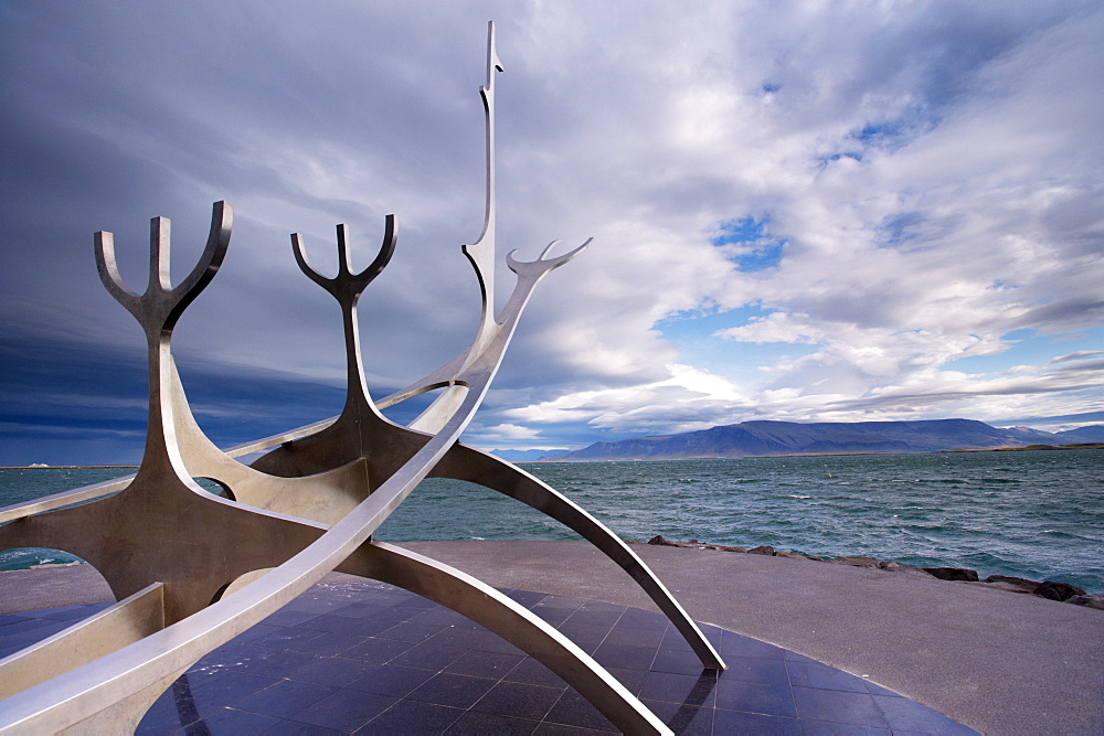 Solfar (Sun Voyager), iconic stainless-steel modern sculpture representing a Viking longboat by Jon Gunnar Arnason, Saebrot Avenue, Reykjavik, Iceland, Polar Regions