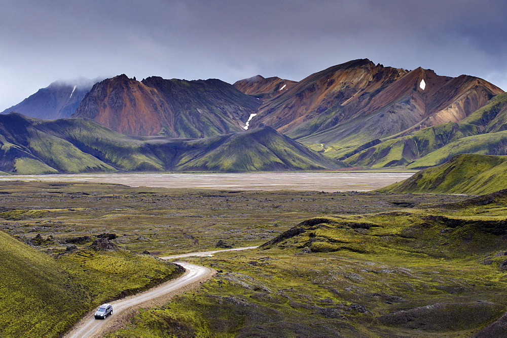 Jokulgilskvisl valley and slopes of Kylingaskard and Nordurbarmur mountains, Landmannalaugar area, Fjallabak region, Iceland, Polar Regions