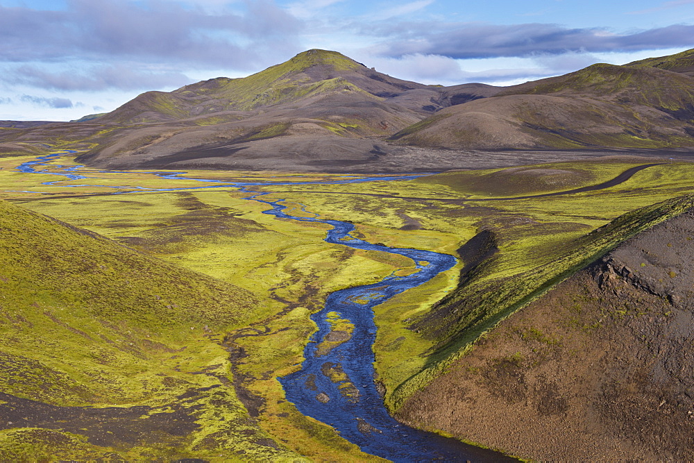 Landscape of the interior from the F-208 route (Fjallabak route north, Nyrdri-Fjallabak) between Holaskjol and Landmannalaugar, south Iceland (Sudurland), Iceland, Polar Regions