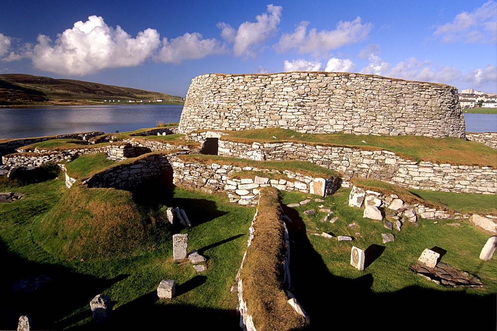 Clickhimin broch (fortified tower), Lerwick, Mainland, Shetland Islands, Scotland, United Kingdom, Europe