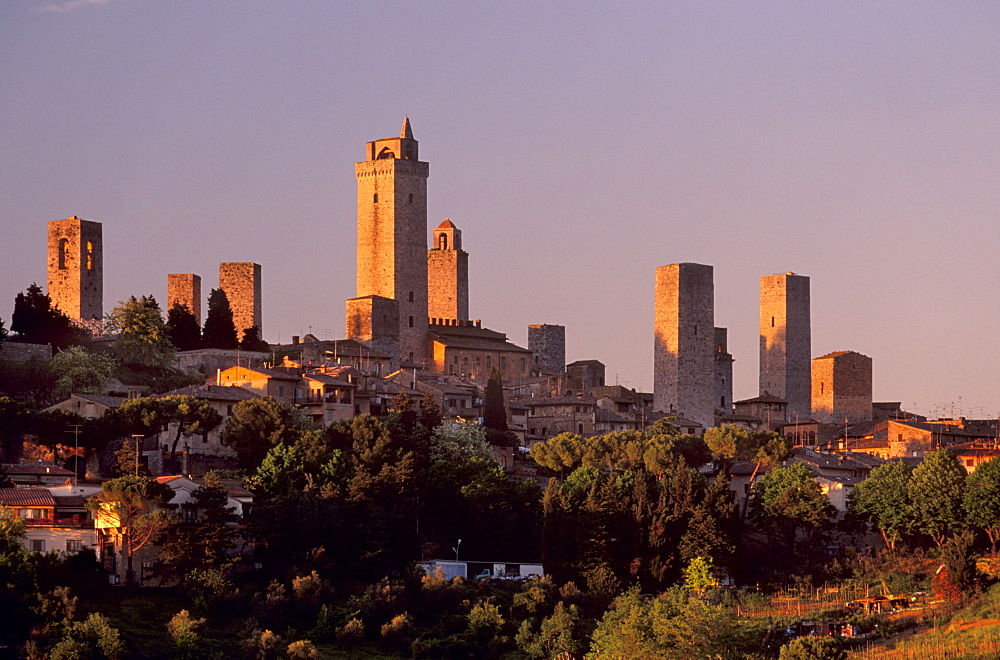 San Gimignano delle belle Torri at sunset, a medieval town, UNESCO World Heritage Site, Tuscany, Italy, Europe