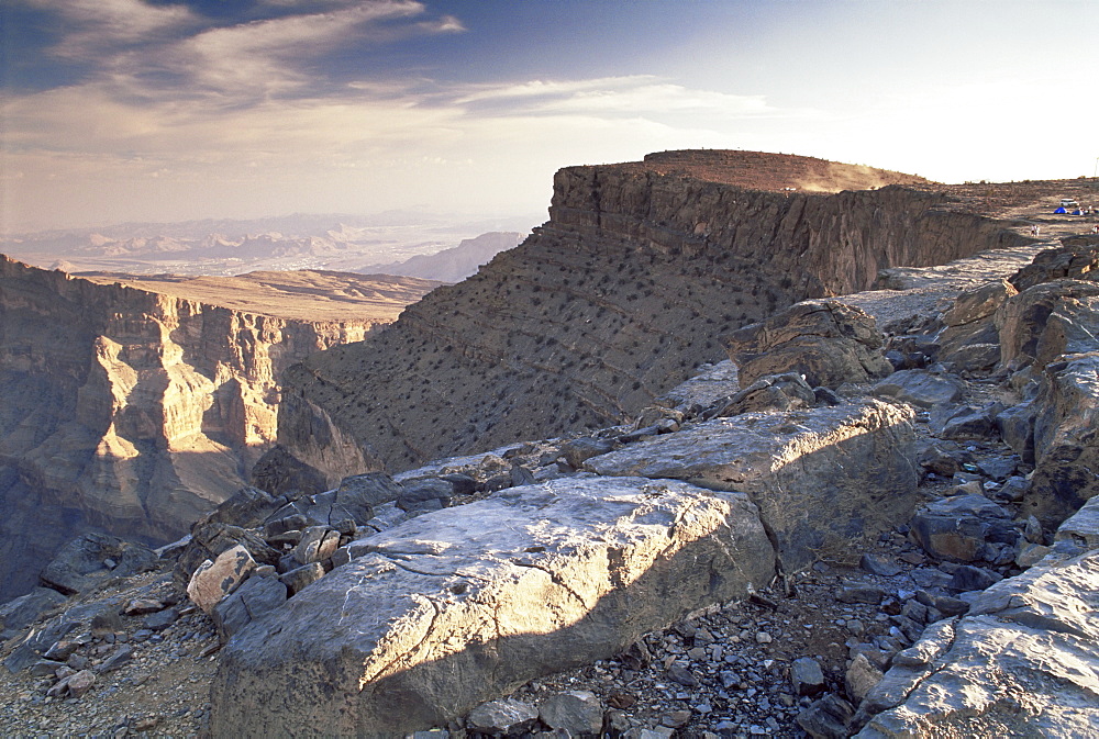 Oman's Grand Canyon, situated in Jebel Shams, at 1900m, Western Hajar, Oman, Middle East