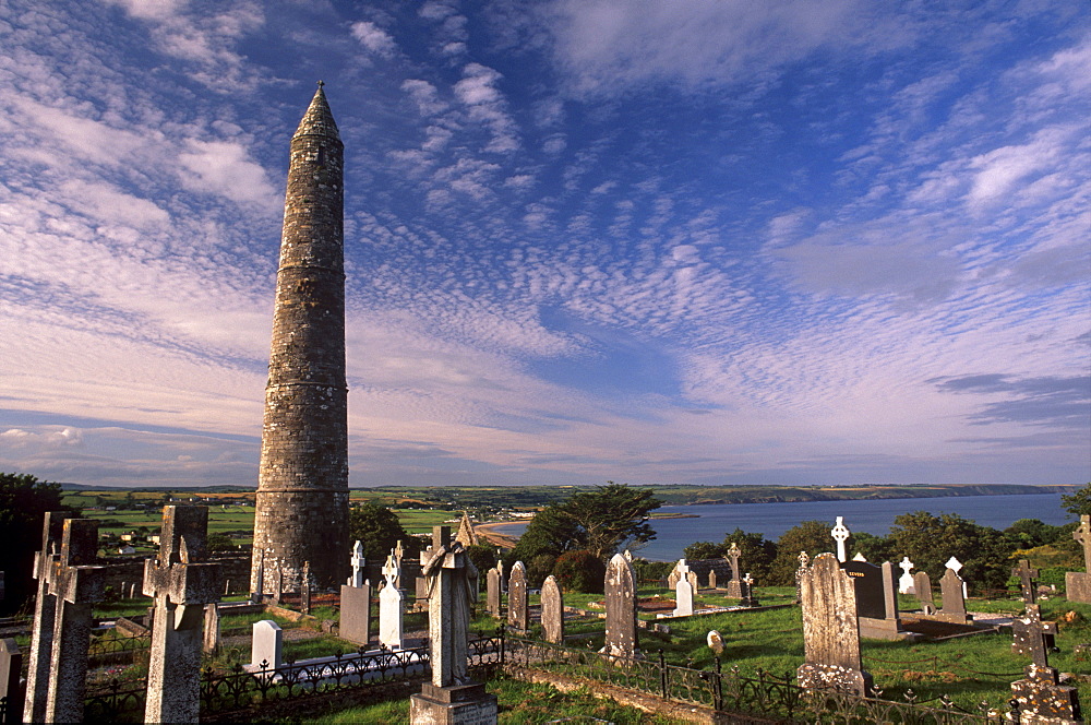 Round tower near St. Declan's Cathedral dating from the 12th century, 30 m tall, Ardmore, County Waterford, Munster, Republic of Ireland, Europe