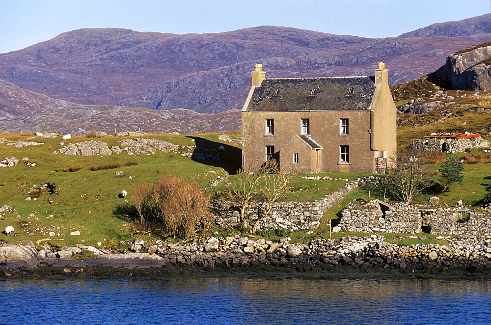 Desolate and rocky east coast of South Harris, where people were forced to make a living after the Clearances, South Harris, Outer Hebrides, Scotland, United Kingdom, Europe