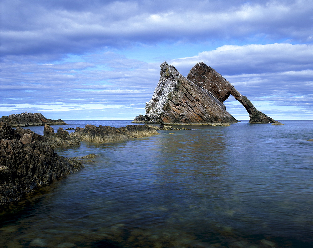 Bow Fiddle Arch, spectacular natural arch near Portknockie, Morayshire, Scotland, United Kingdom, Europe