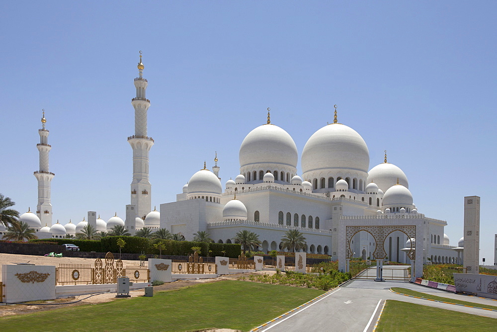 Sheikh Zayed Mosque, Abu Dhabi, United Arab Emirates, Middle East