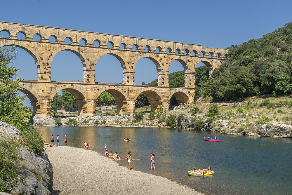 The Pont du Gard aqueduct, UNESCO World Heritage Site, Gard, Occitanie, France, Europe