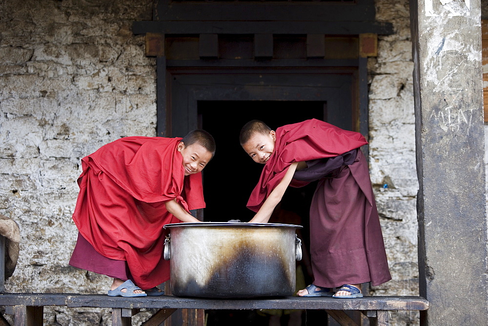 Buddhist monks, Karchu Dratsang Monastery, Jankar, Bumthang, Bhutan, Asia