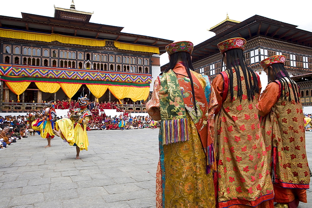 Buddhist festival (Tsechu), Trashi Chhoe Dzong, Thimphu, Bhutan, Asia