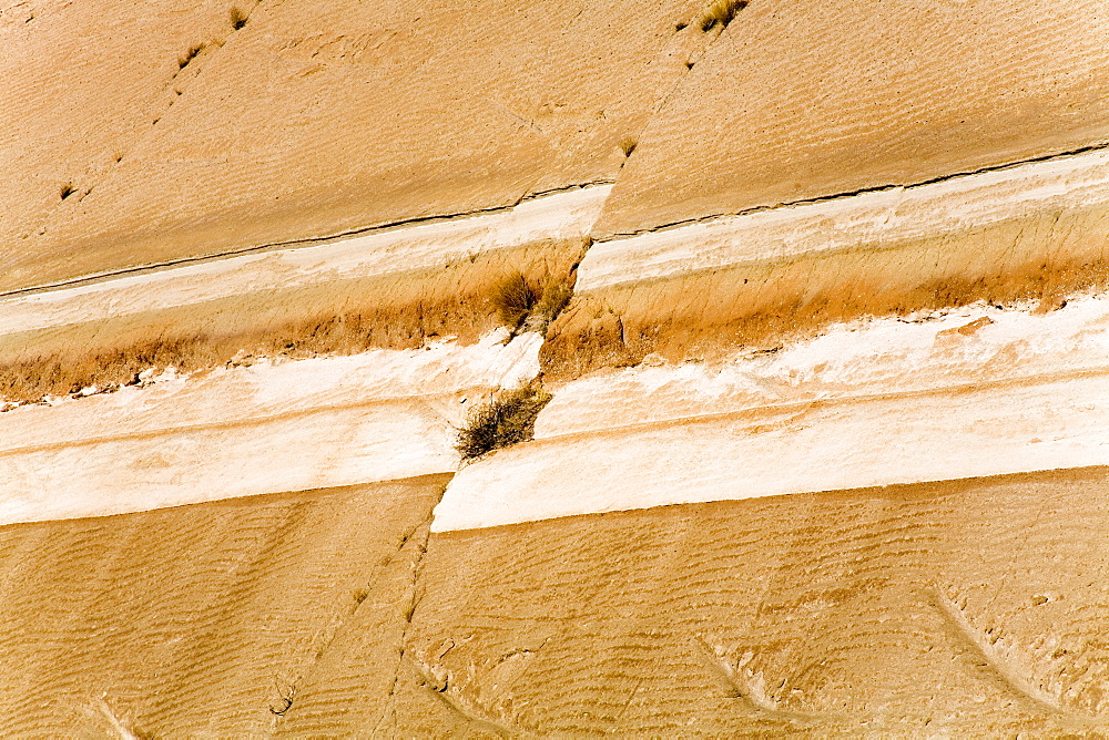 Earthquake fault line in roadcut, Interstate 40, Kingman, Arizona, United States of America, North America