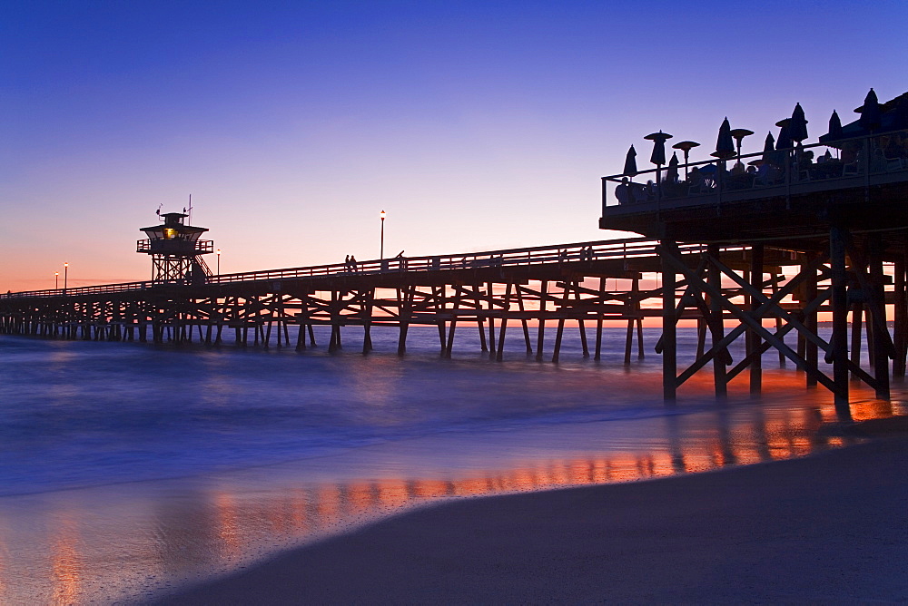 Municipal Pier at sunset, San Clemente, Orange County, Southern California, United States of America, North America