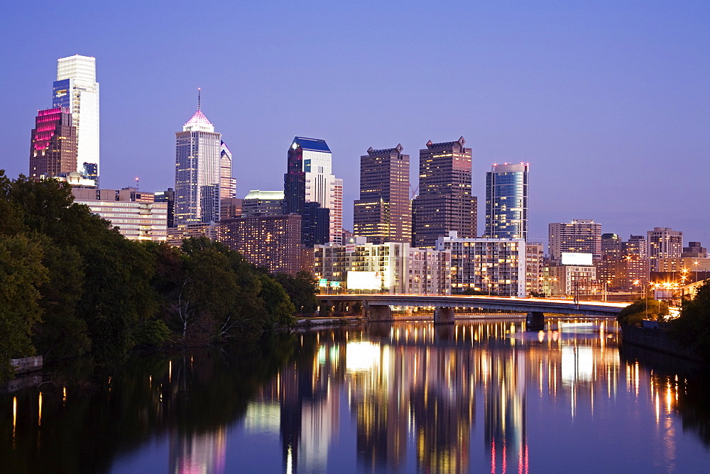 Schuylkill River and Philadelphia skyline, Philadelphia, Pennsylvania, United States of America, North America