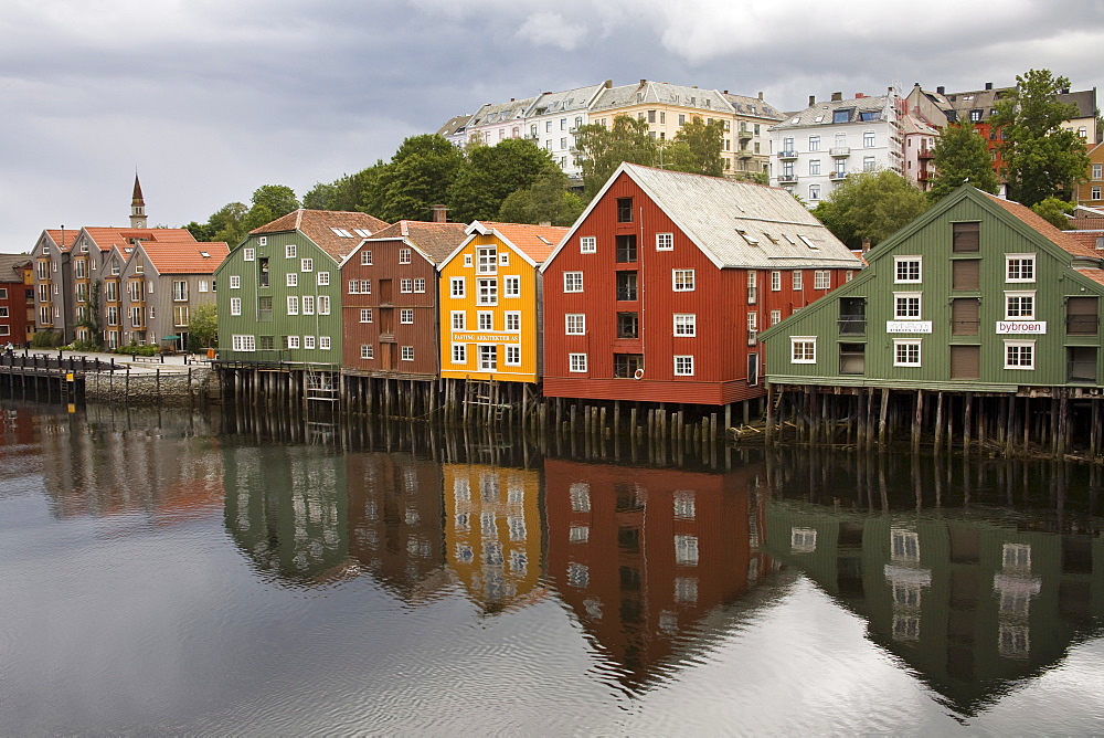 Warehouses on Bryggen waterfront in Old Town District, Trondheim, Nord-Trondelag Region, Norway, Scandinavia, Europe