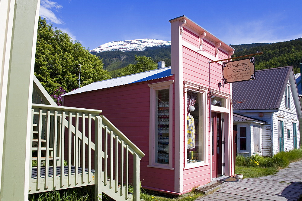 Wandering Wardrobe Store, Skagway, Southeast Alaska, United States of America, North America